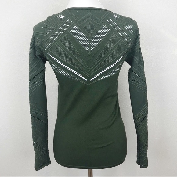 Fabletics green Isabella laser cut seamless top - Picture 3 of 8